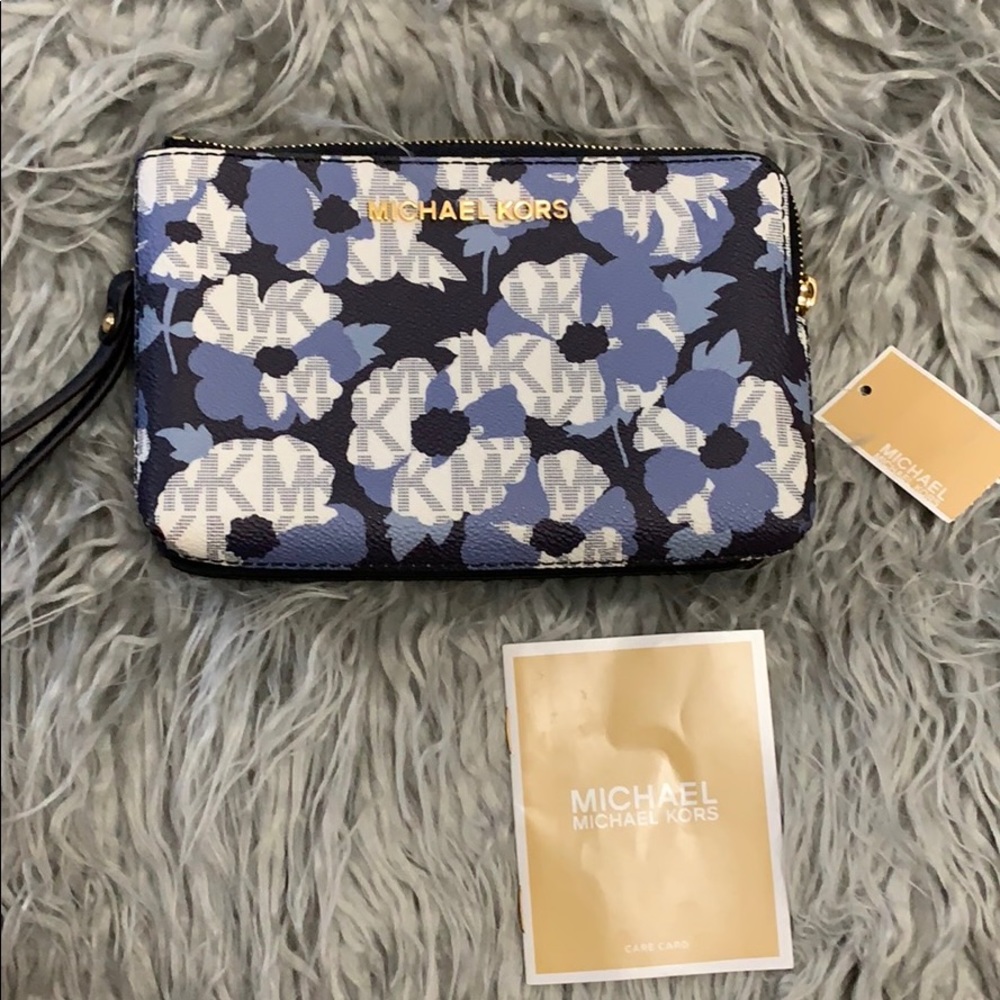 Michael Kors Navy Double zipper Jet set clutch